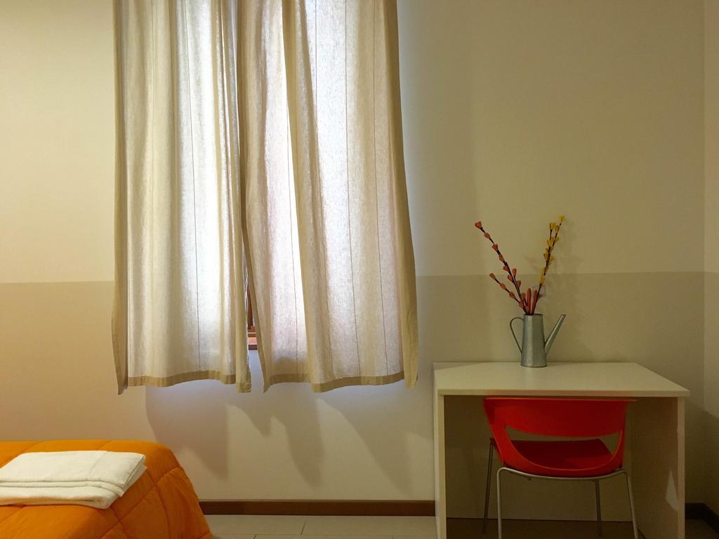 L'Archetto Hostel Cremona Exterior photo