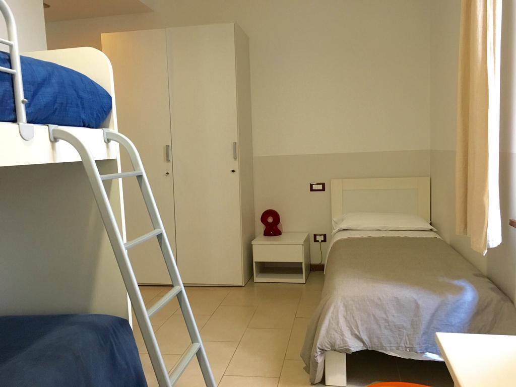 L'Archetto Hostel Cremona Exterior photo